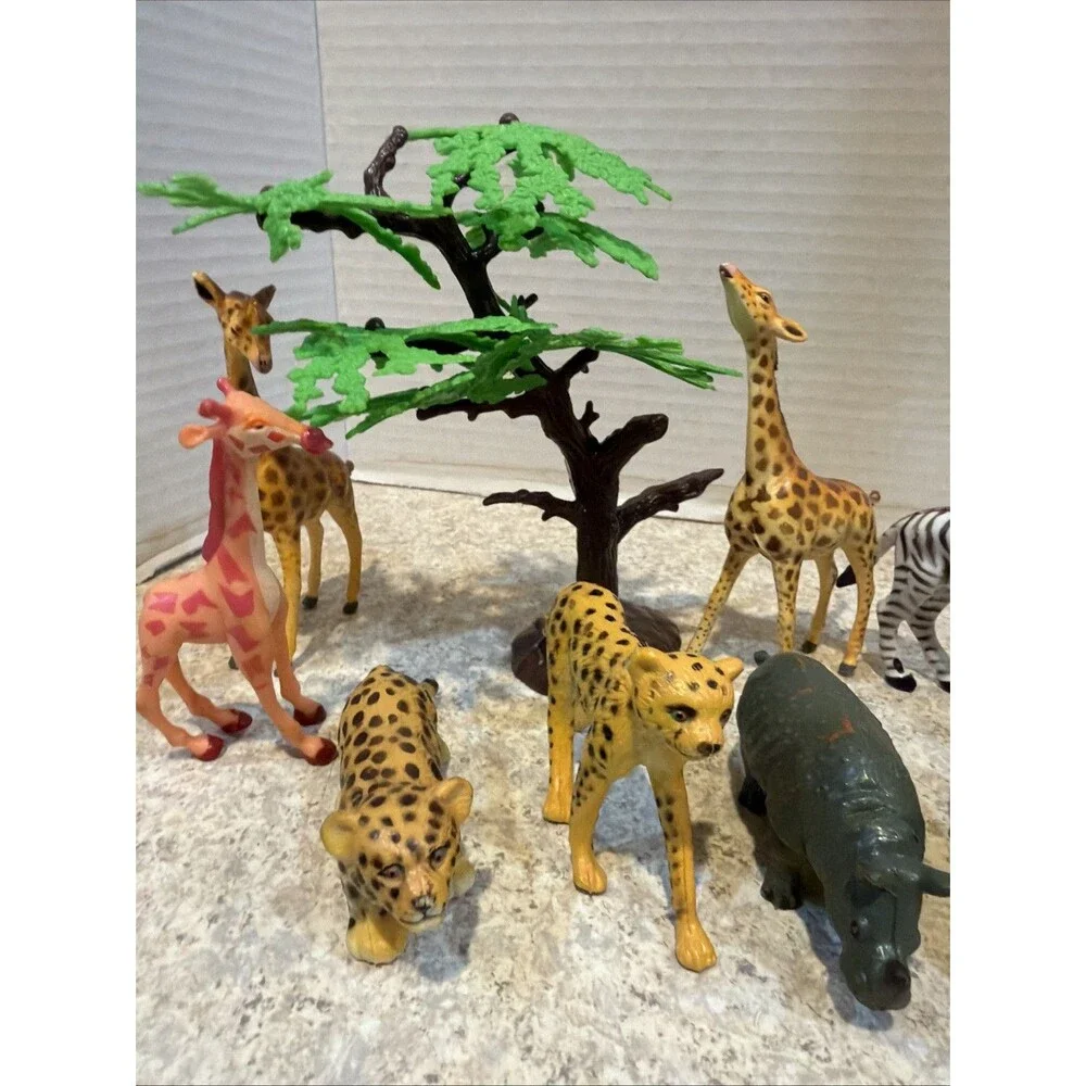 Safari Animal Figure Toy Lot 12 PC Giraffe Zebra Hippo Cheetah Elephant + Tree